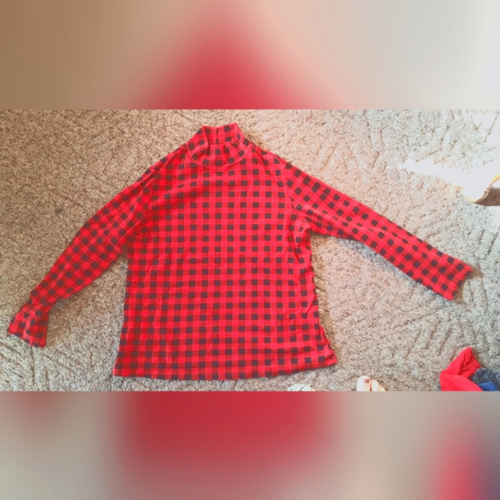 Buffalo print moc neck turtle neck long sleeve top